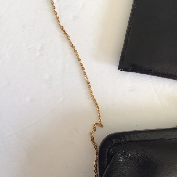 VINTAGE 40’s KORET X SAKS FIFTH AVENUE COIN PURSE AND MIRROR - Picture 4 of 13